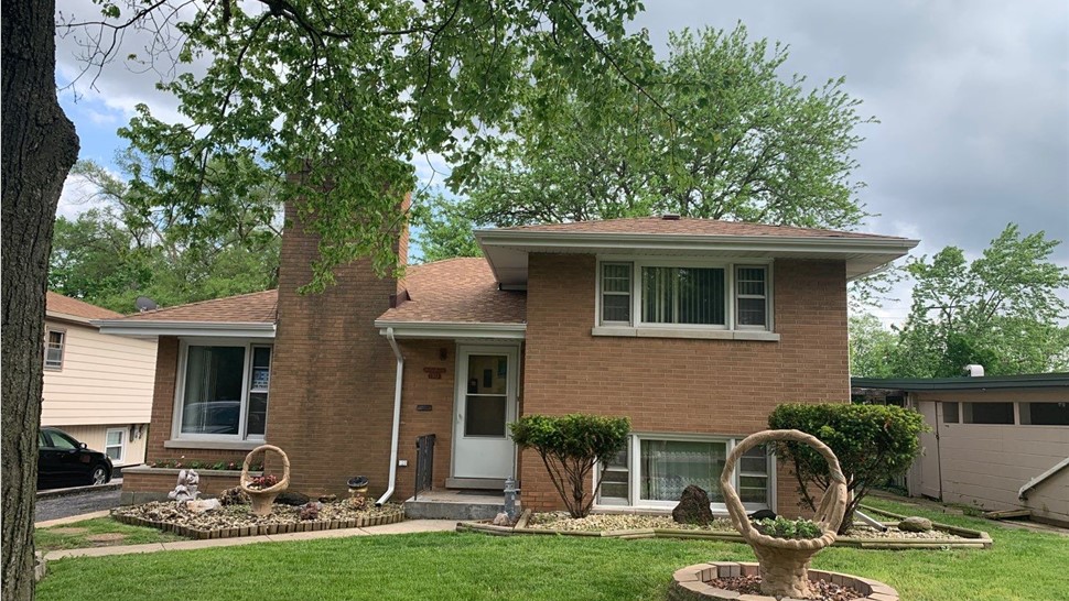 Roofing, Siding Project in Hazel Crest, IL by Horizon Restoration