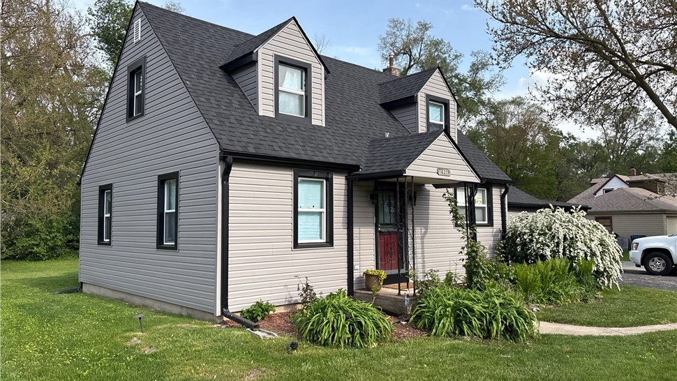 Gutters, Roofing, Roofing Replacement, Siding Project in Markham, IL by Horizon Restoration
