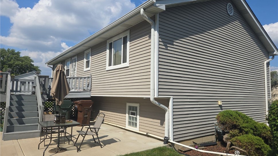 Gutters, Roofing, Roofing Replacement, Siding Project in Country Club Hills, IL by Horizon Restoration