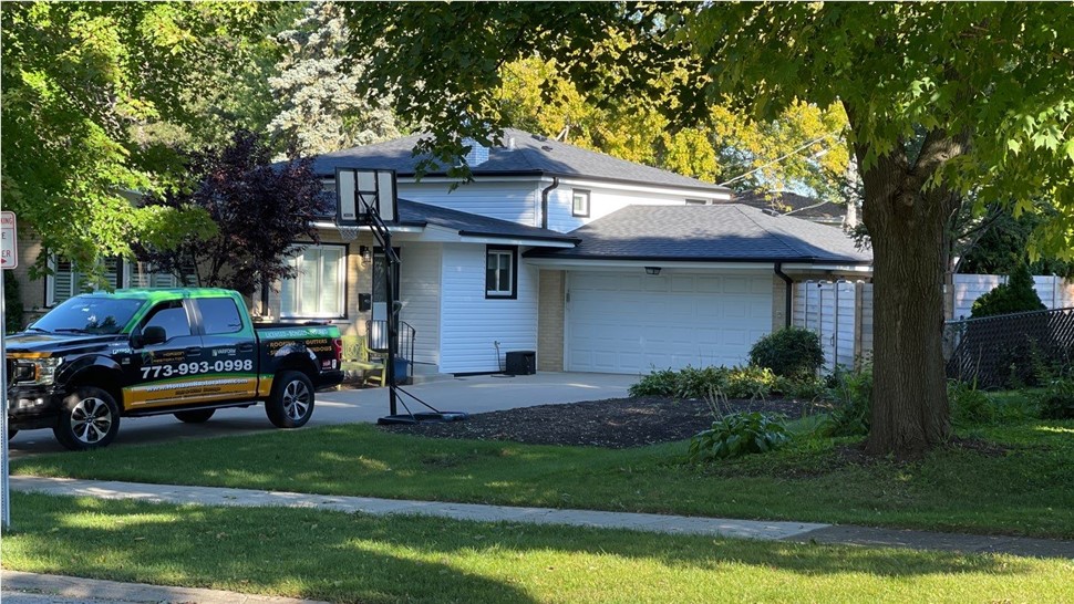 Variform Siding: Dover White