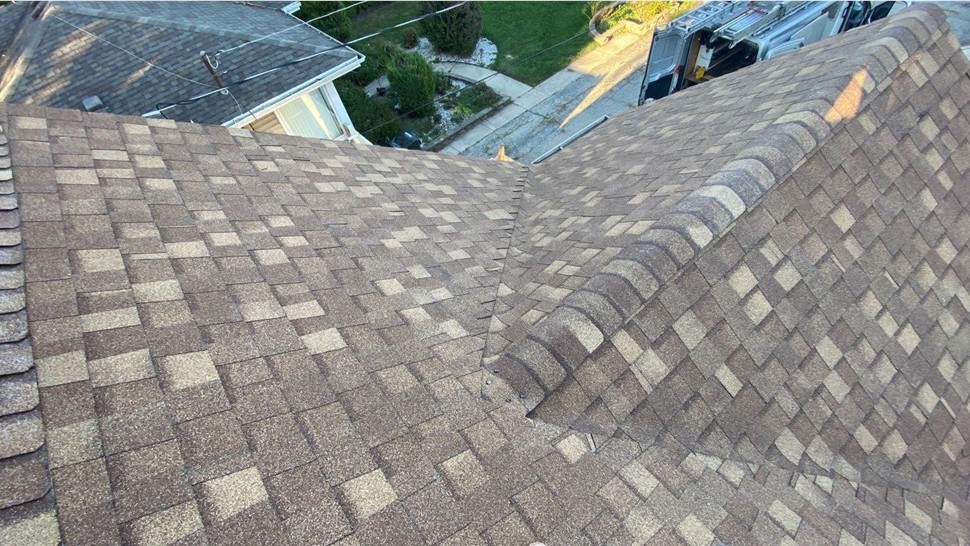 ?CertainTeed Roofing: Resawn Shake