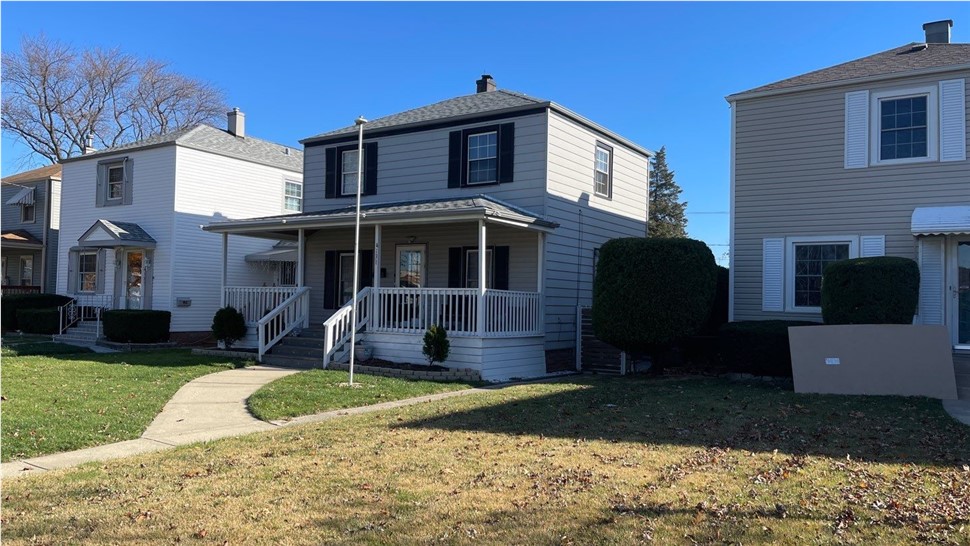 Gutters, Roofing, Siding Project in Stickney, IL by Horizon Restoration