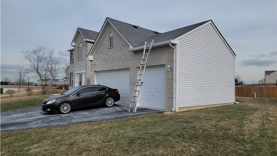 Gutters, Roofing Project in Matteson, IL by Horizon Restoration