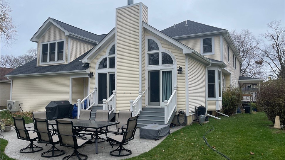 CertainTeed Roofing: Moire Black