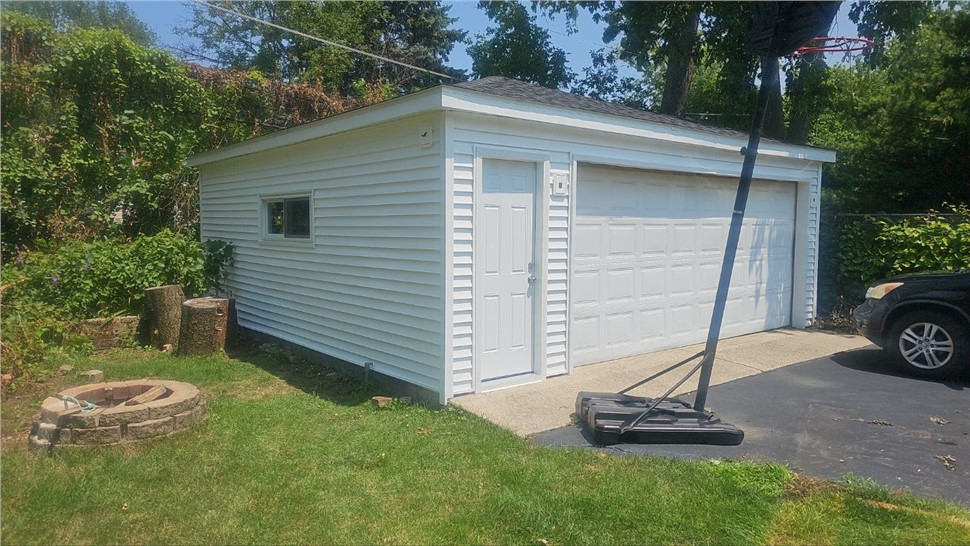 Roofing, Roofing Replacement, Siding Project in Des Plaines, IL by Horizon Restoration