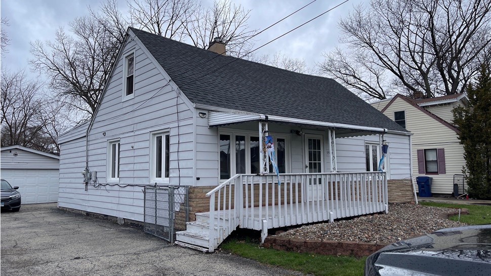 Awnings, Gutters, Siding Project in Oak Lawn, IL by Horizon Restoration