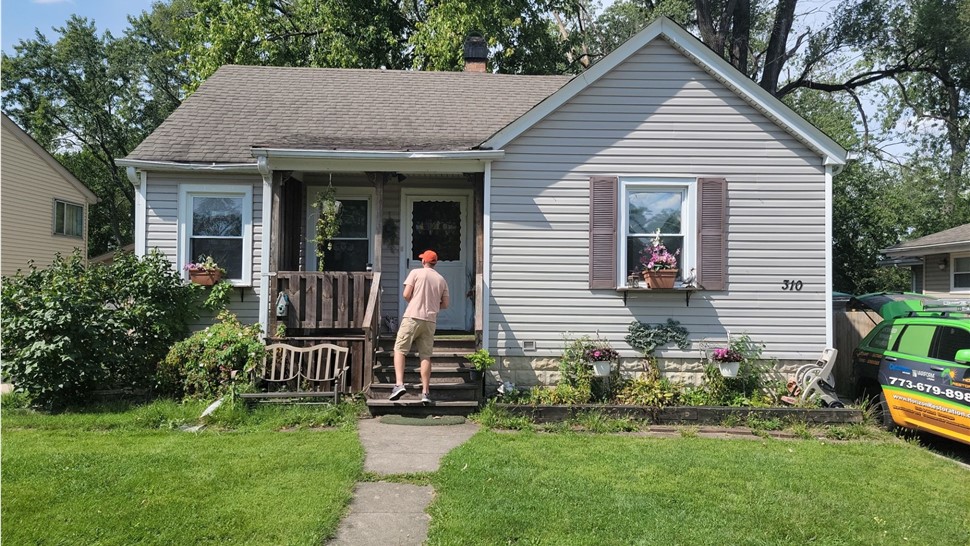 ?CertainTeed Roofing: Resawn Shake