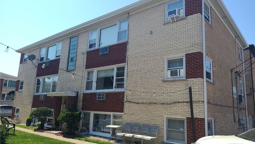 Gutters, Roofing, Roofing Replacement Project in River Grove, IL by Horizon Restoration