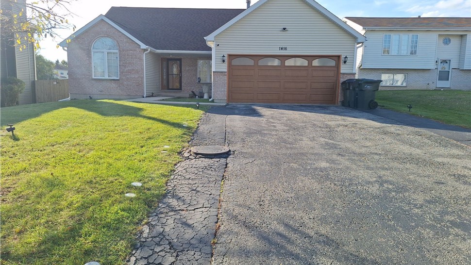 Gutters, Roofing, Roofing Replacement, Siding Project in Zion, IL by Horizon Restoration