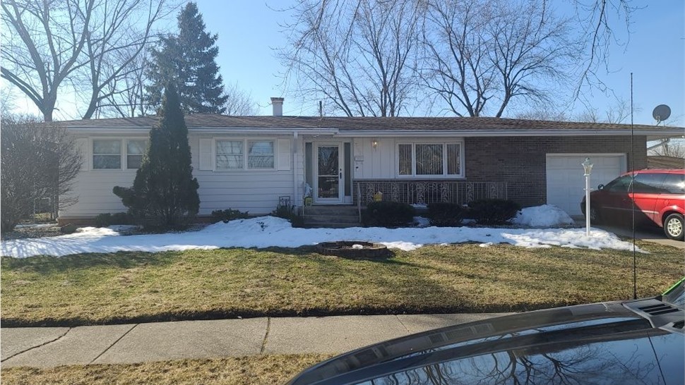 Doors, Gutters, Roofing, Siding Project in Lansing, IL by Horizon Restoration