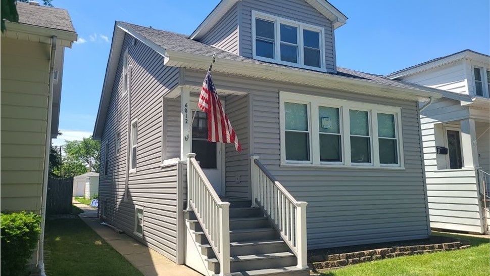 Gutters, Siding Project in Chicago, IL by Horizon Restoration