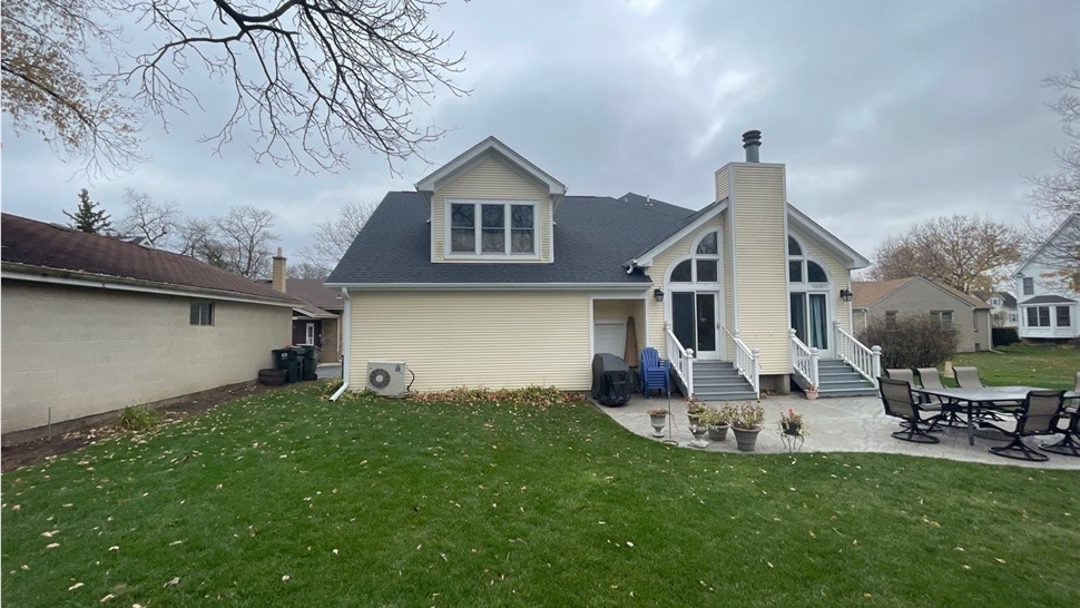 CertainTeed Roofing: Moire Black