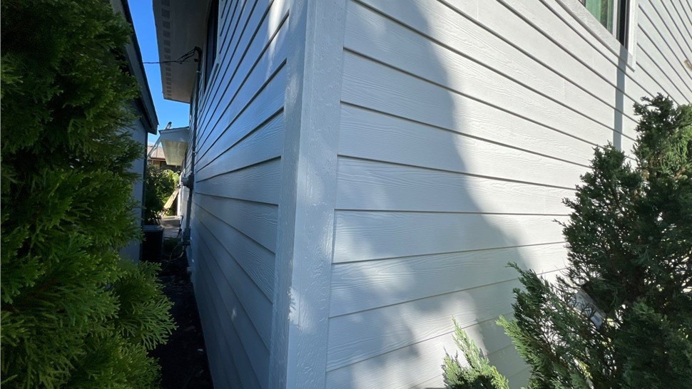 Gutters, Siding Project in Mount Prospect, IL by Horizon Restoration