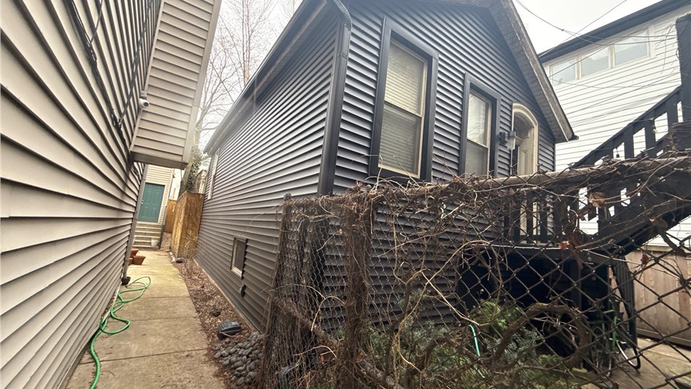 Gutters, Roofing, Roofing Replacement, Siding Project in Chicago, IL by Horizon Restoration