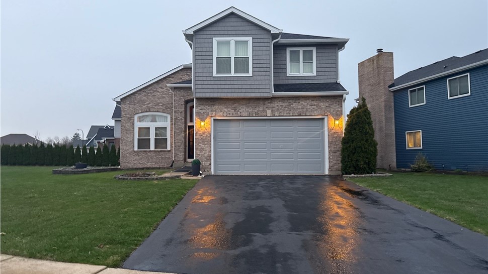 Doors, Gutters, Roofing, Roofing Replacement, Siding, Windows Project in Woodridge, IL by Horizon Restoration