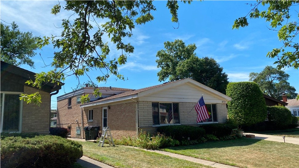 Gutters, Roofing Project in Morton Grove, IL by Horizon Restoration