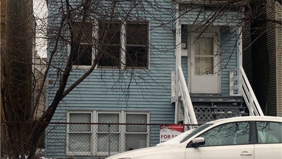 Variform Siding: Dover White