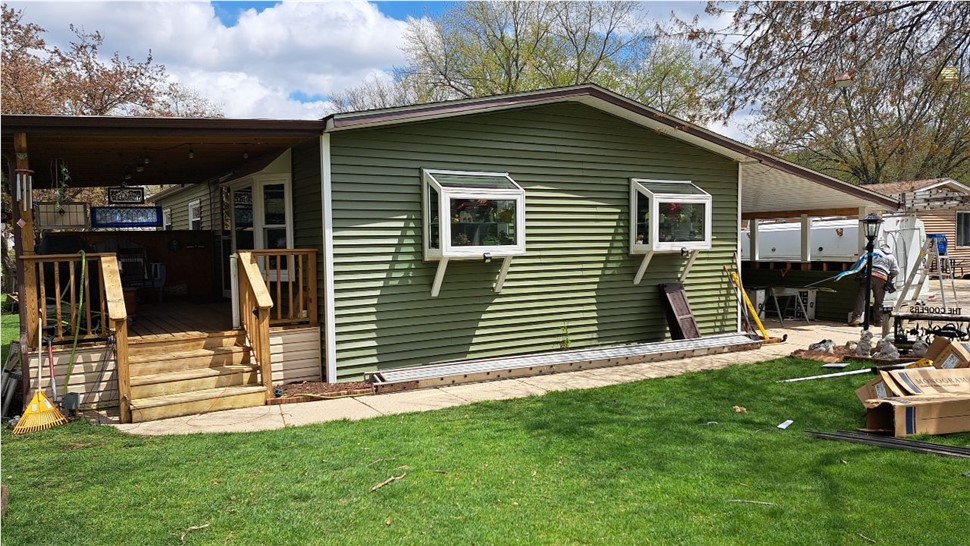 Roofing, Siding Project in Elgin, IL by Horizon Restoration