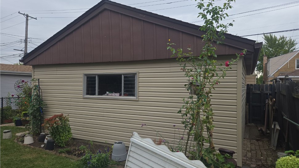 Gutters, Roofing, Roofing Replacement, Siding Project in Chicago, IL by Horizon Restoration