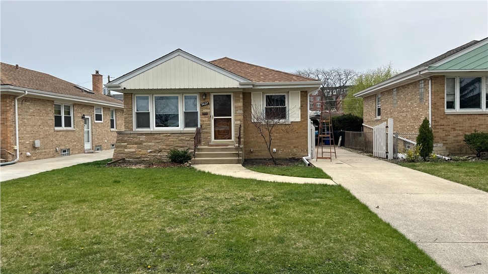 Doors, Gutters, Roofing, Roofing Replacement Project in Harwood Heights, IL by Horizon Restoration