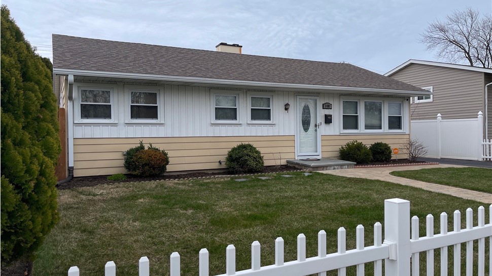 Gutters, Siding Project in Waukegan, IL by Horizon Restoration