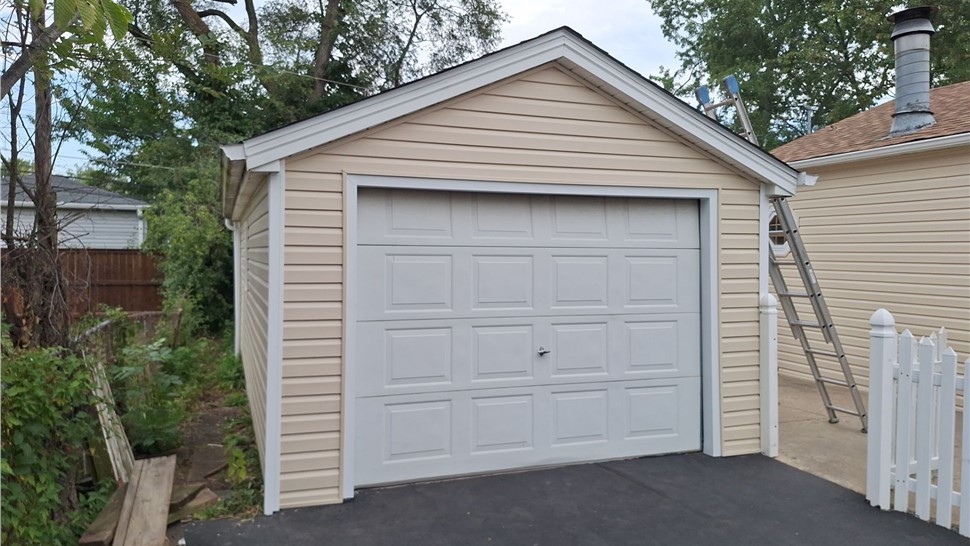 Doors, Roofing, Roofing, Siding Project in Streamwood, IL by Horizon Restoration