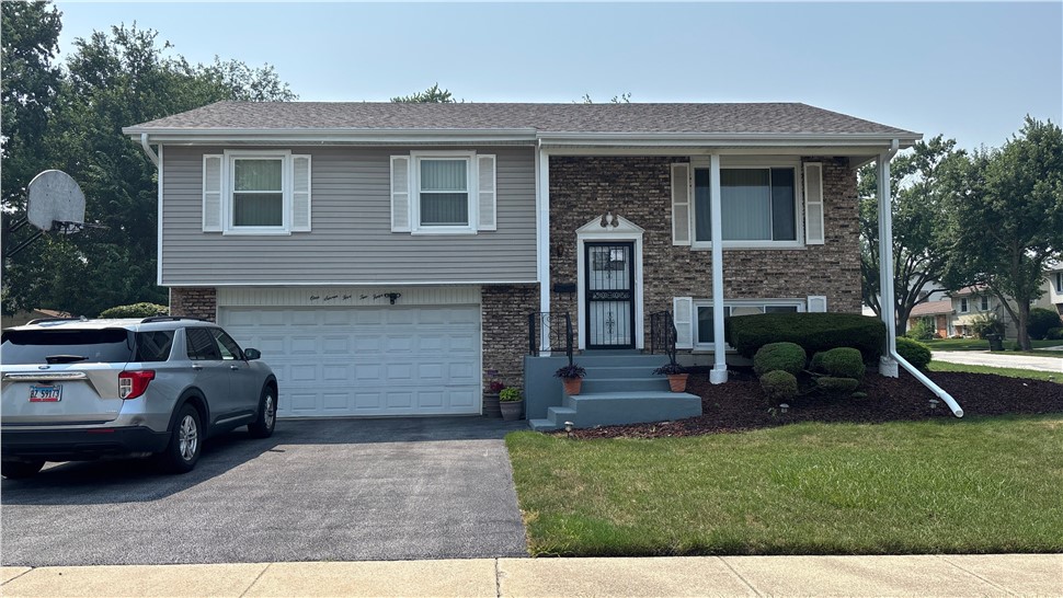 Gutters, Roofing, Roofing Replacement, Siding Project in Country Club Hills, IL by Horizon Restoration
