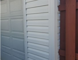 Variform Siding: Dover White