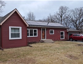 CertainTeed Roofing: Weathered Wood and CertainTeed Siding: Melrose