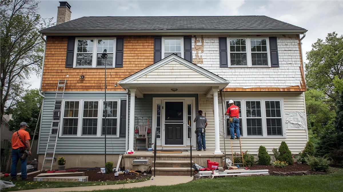 Siding Replacement in DeKalb, IL: Cost, Materials & Timeline (2026)