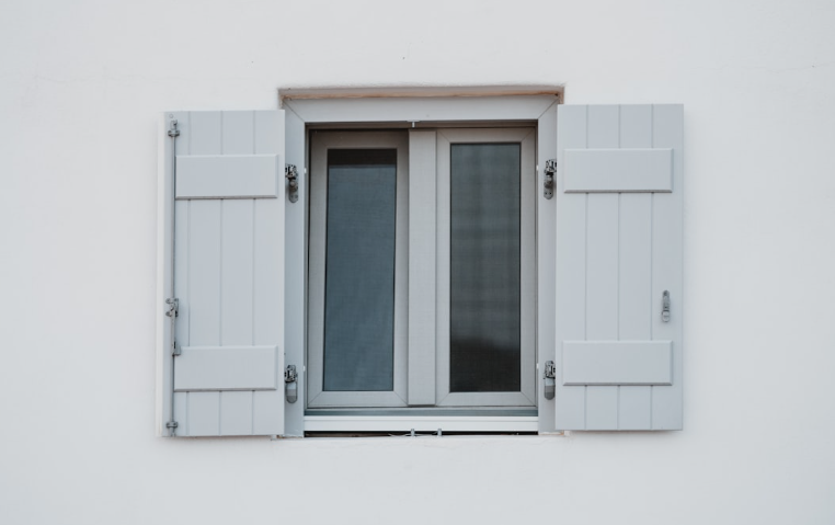 Vinyl vs. Wood vs. Fiberglass Windows: Which Is Best?