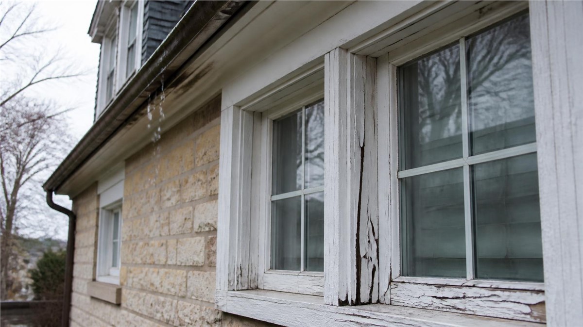 Common Gutter and Window Problems in Sussex, WI