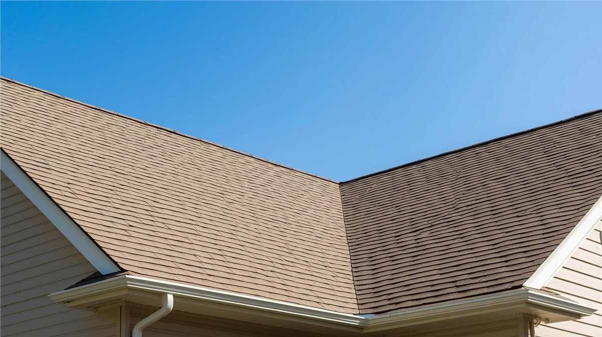 How Long Does a Roof Last in Davis Junction, IL?