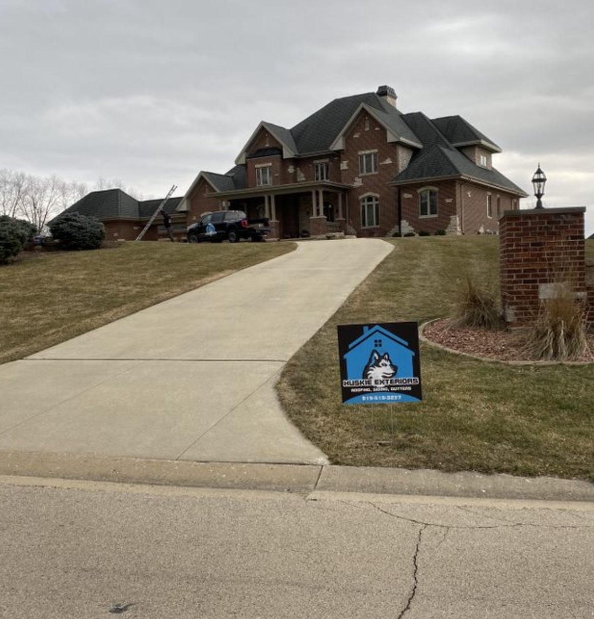 Top 5 Signs Your Rockford, IL Home Needs Exterior Remodeling