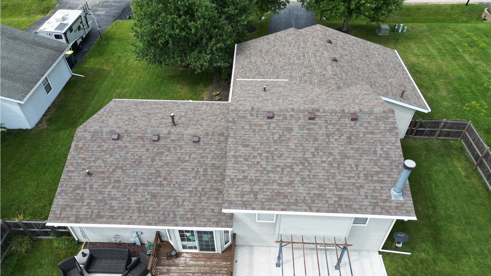 Roofing Project in Roscoe, Illinois by Huskie Exteriors