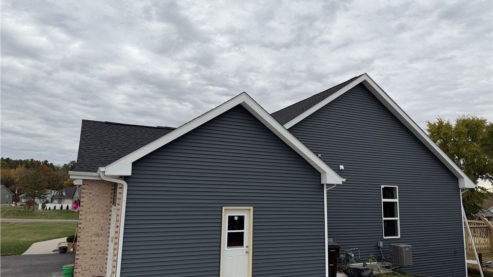 Siding Project in Edgerton, Wisconsin by Huskie Exteriors