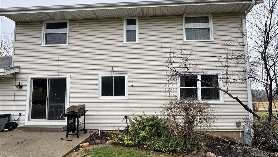 Windows Project in Stillman Valley, Illinois by Huskie Exteriors