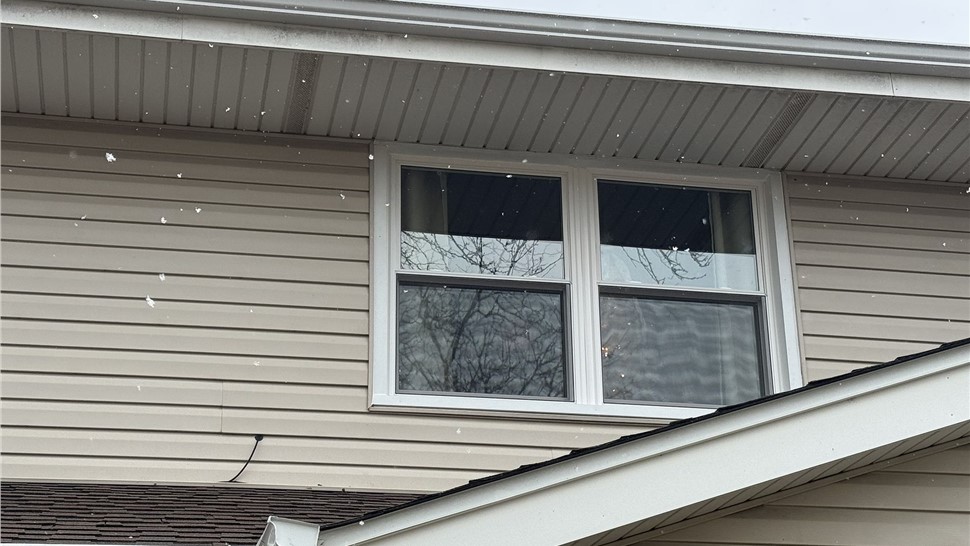 Windows Project in Stillman Valley, Illinois by Huskie Exteriors