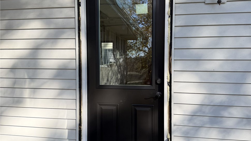 Windows Project in Leaf River, Illinois by Huskie Exteriors