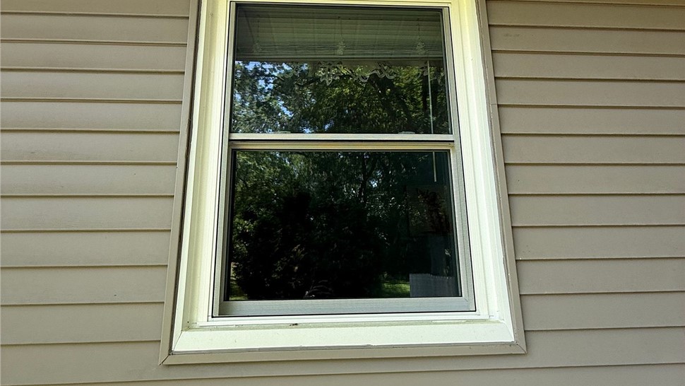 Windows Project in Edgerton, Wisconsin by Huskie Exteriors