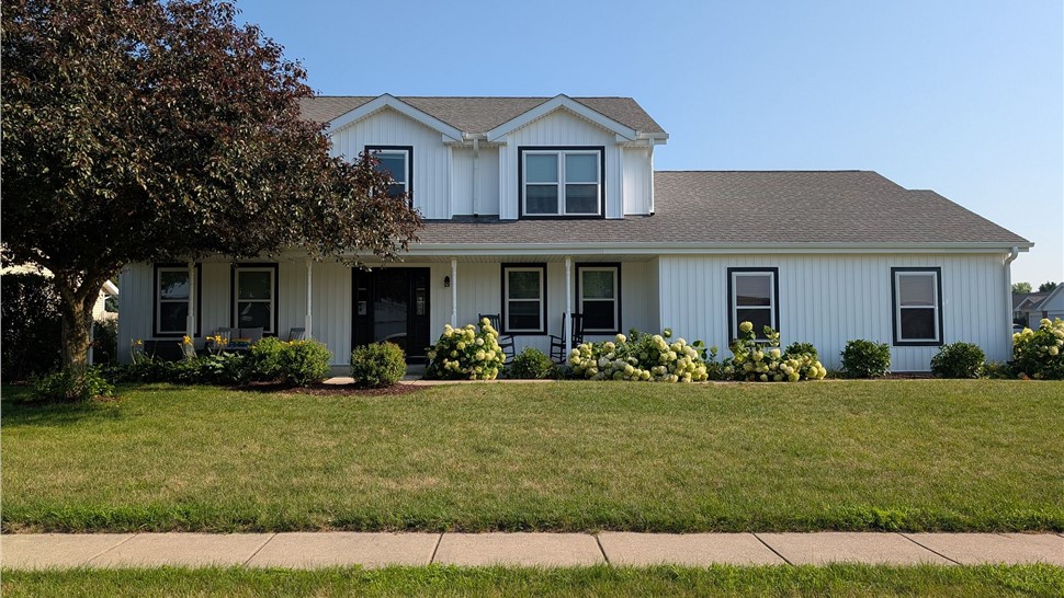 Siding Project in Byron, Illinois by Huskie Exteriors