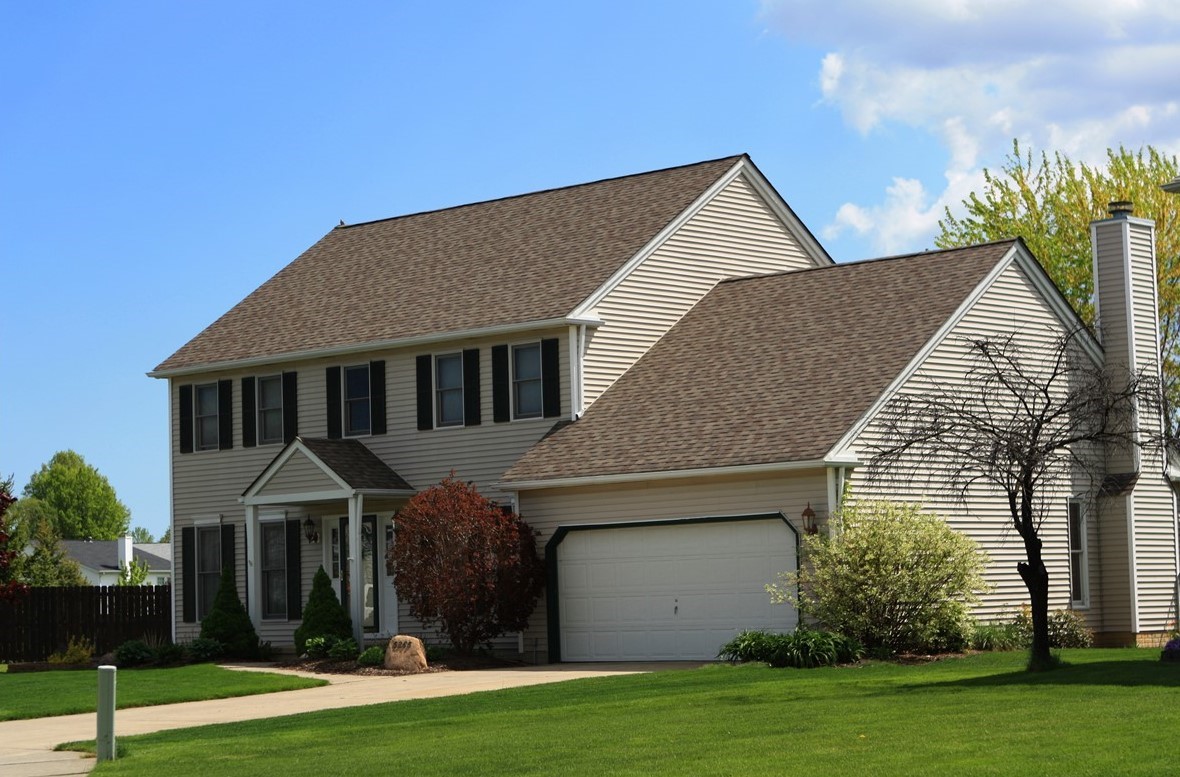 When's the Best Time of Year to Replace Your Roof in Houston?
