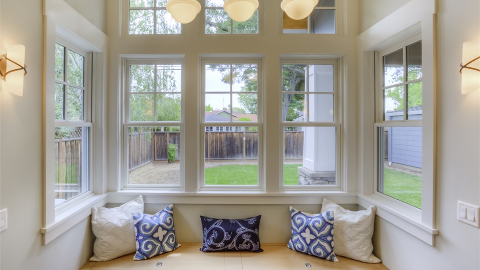 Replacement Windows - Window Options & Materials Photo 1