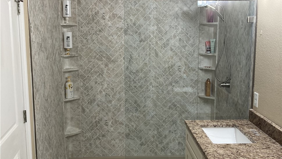 Bathrooms - Showers Photo 1