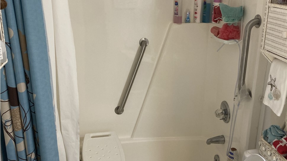 Bathrooms Project in Lenoir City, TN by Innovative Home Services