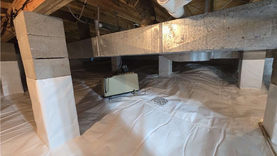 Crawl Space Project in Crossville, Tennessee by Innovative Home Services