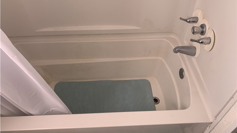 Bathrooms Project in Rockwood, TN by Innovative Home Services