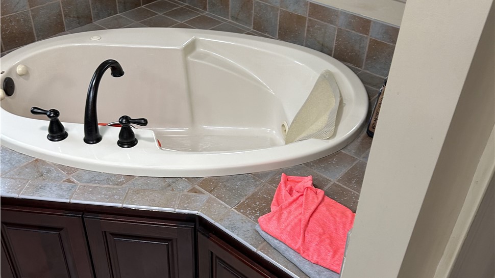 Bathrooms Project in Morristown, TN by Innovative Home Services