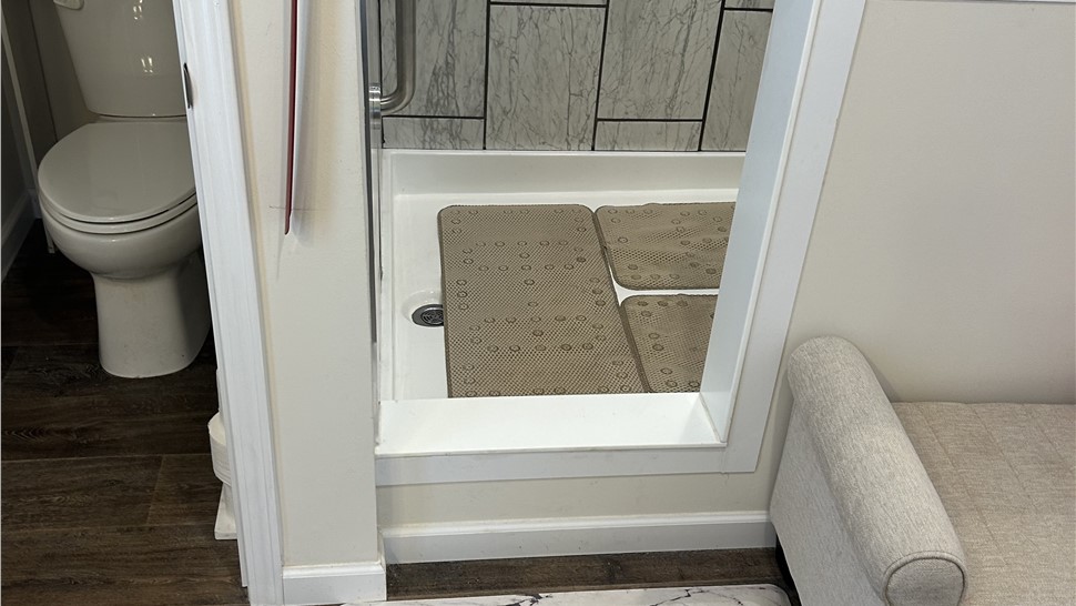 Bathrooms Project in Townsend, TN by Innovative Home Services