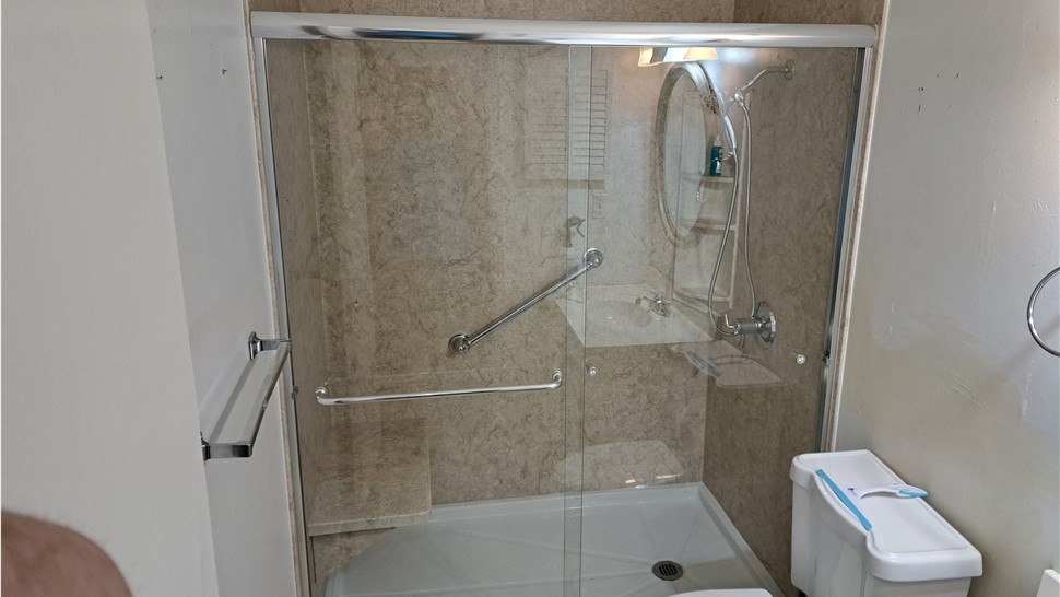 Bathrooms Project in Lenoir City, TN by Innovative Home Services